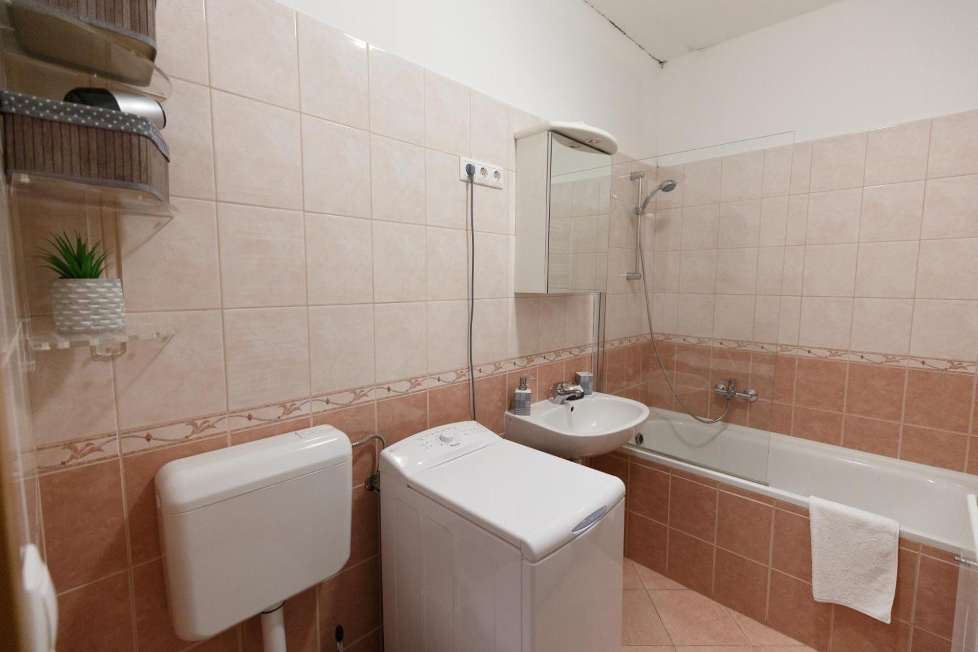 Mokka Apartments Miskolc Eksteriør bilde
